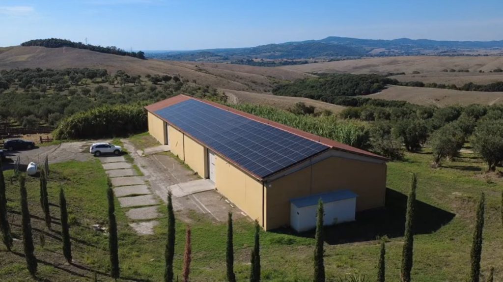 Impianto fotovoltaico da 63 kWp su capannone industriale realizzato da Green Terrae
